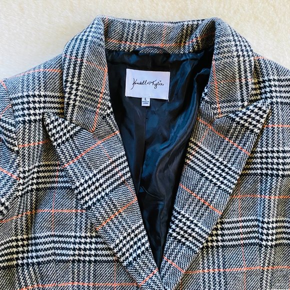 Kendall & Kylie Black & Brown Plaid Menswear-Inspired Winter Coat NWT MSRP $180 - Picture 4 of 16